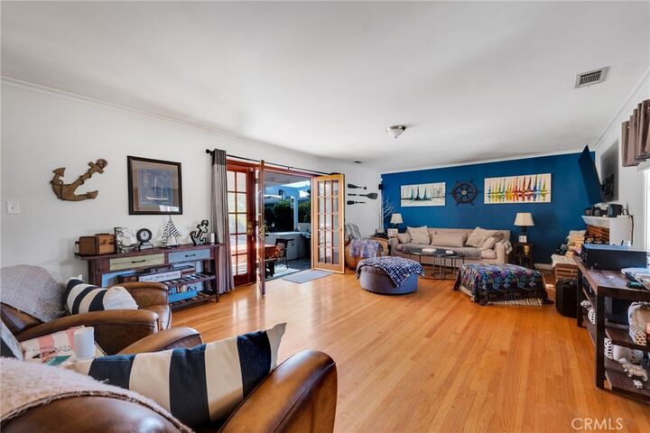 Property Photo:  10626 Lemona Avenue  CA 91345 