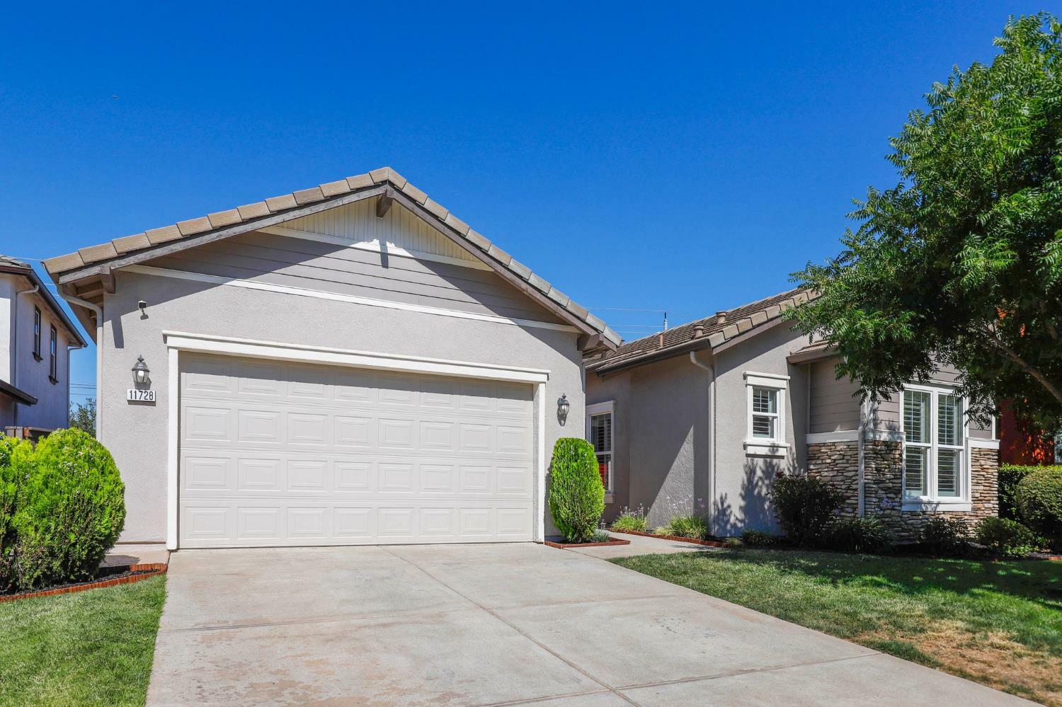 Property Photo: 11728 Dionysus CA 95742