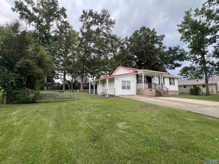 1835 Harts Ferry Road  Ohatchee AL 36271 photo