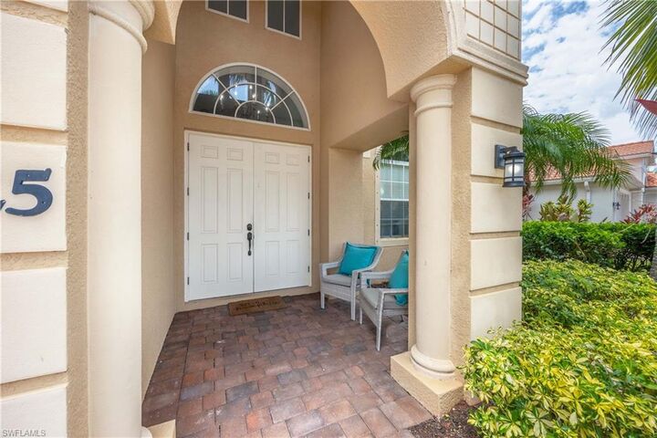 Property Photo:  14225 Manchester Dr  FL 34114 