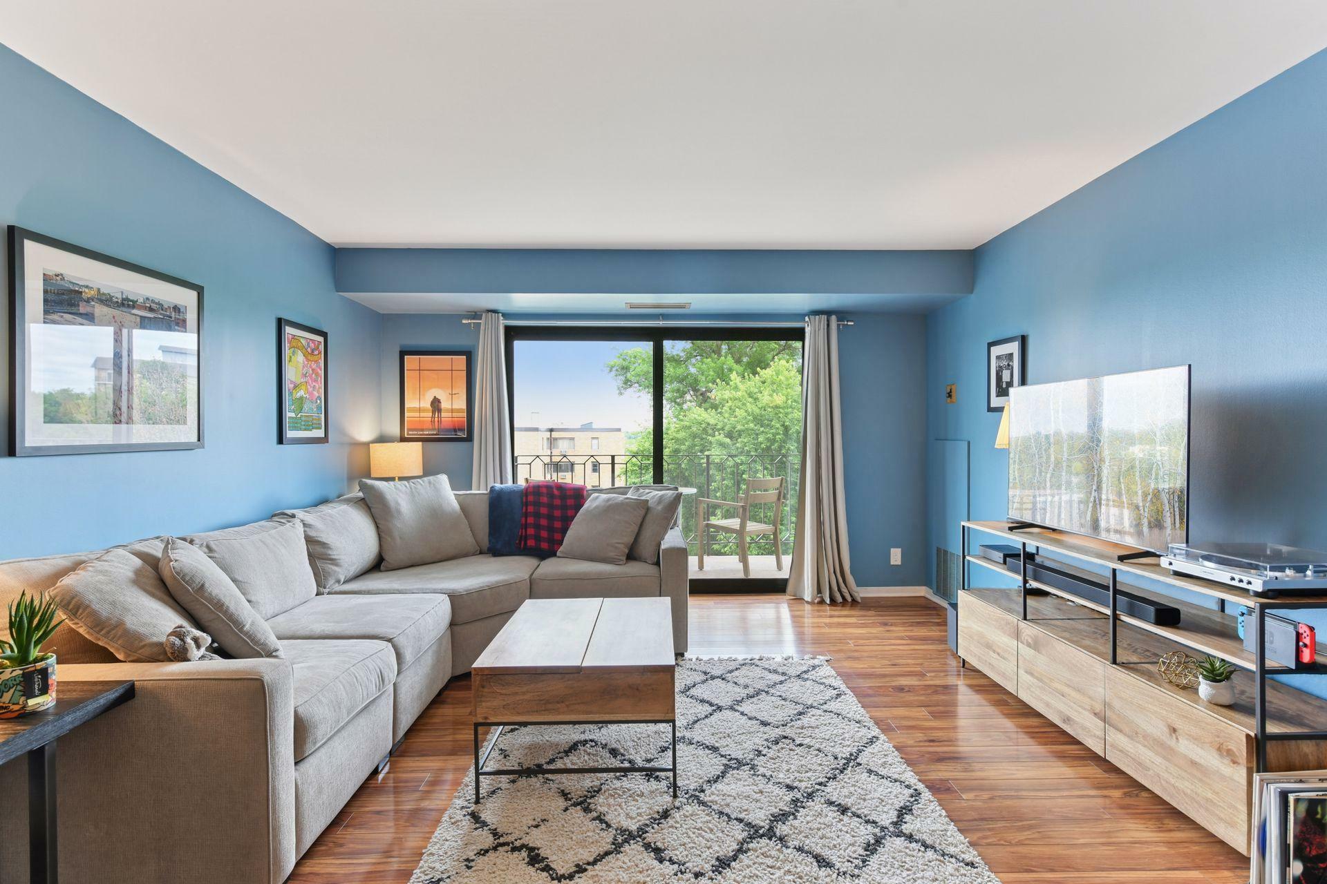 Property Photo:  3131 Excelsior Boulevard 508  MN 55416 