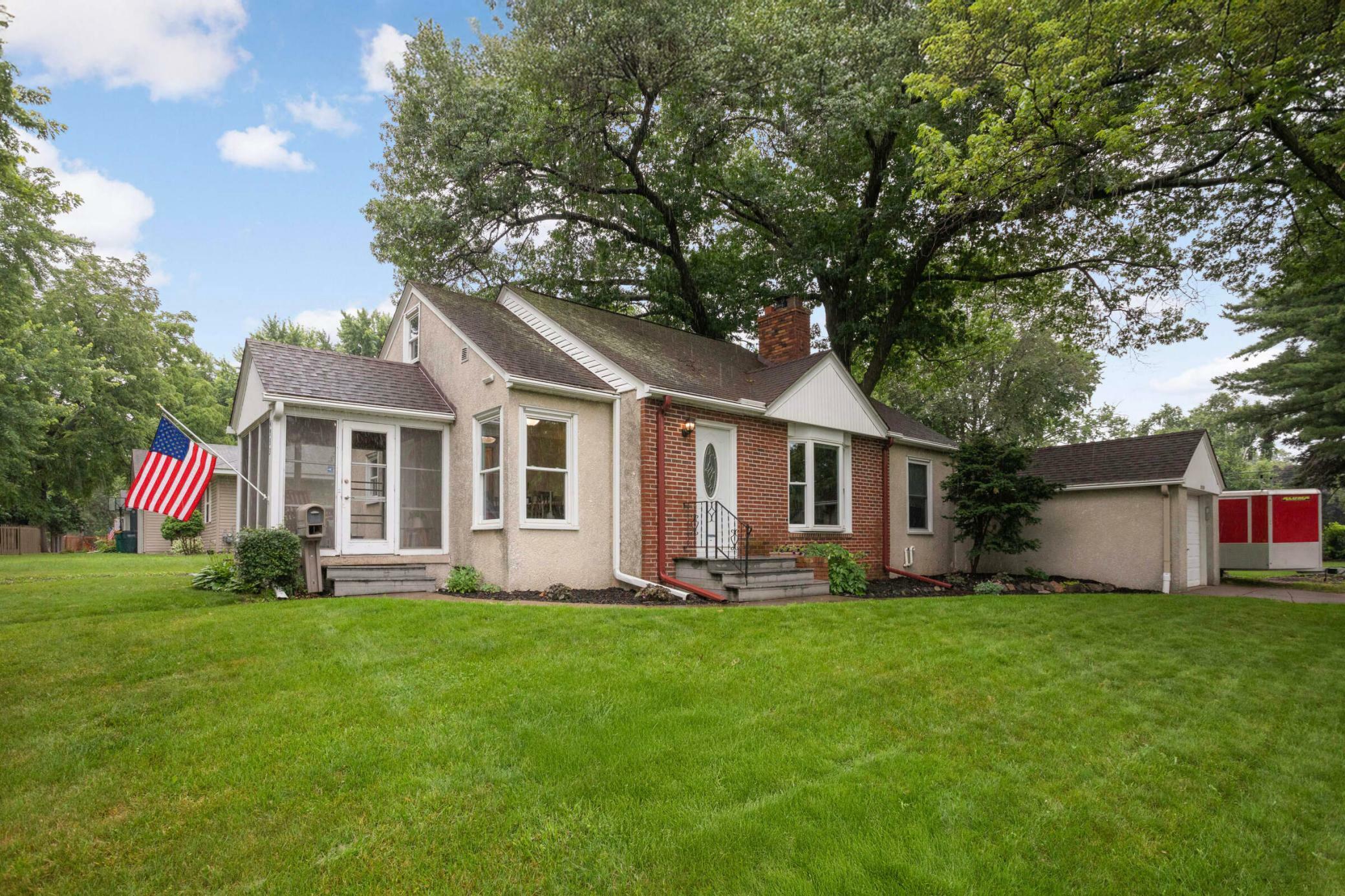Property Photo: 4953 Zenith Avenue N MN 55429