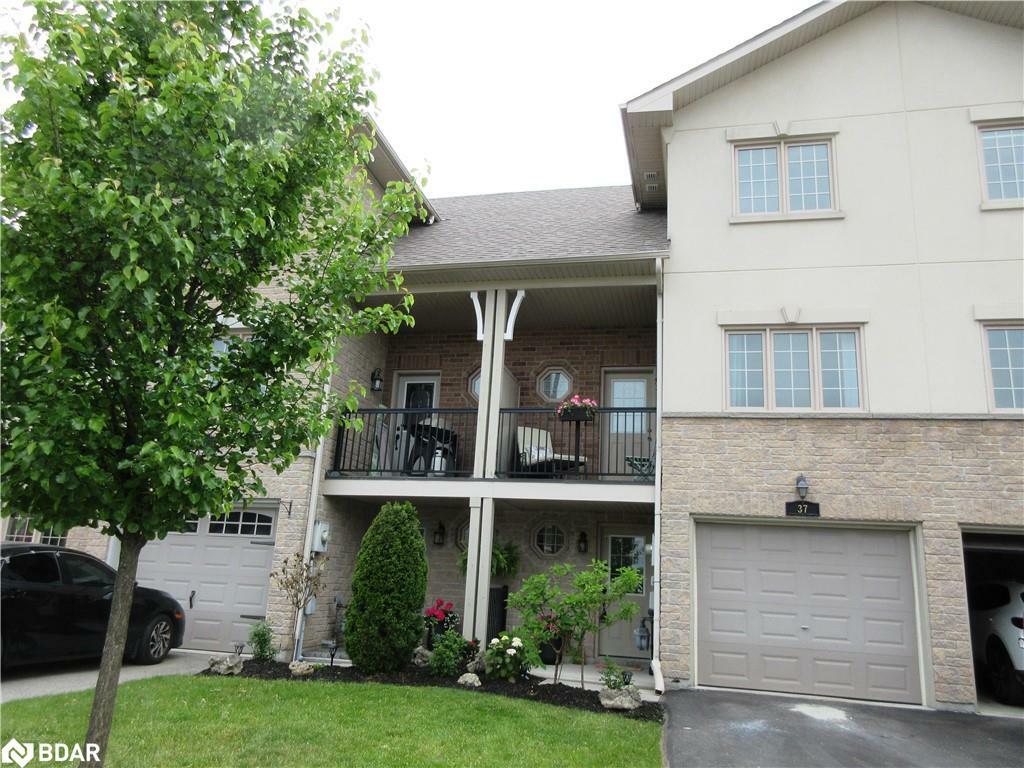 Property Photo: 175 Stanley Street Street ON L4M 0G2