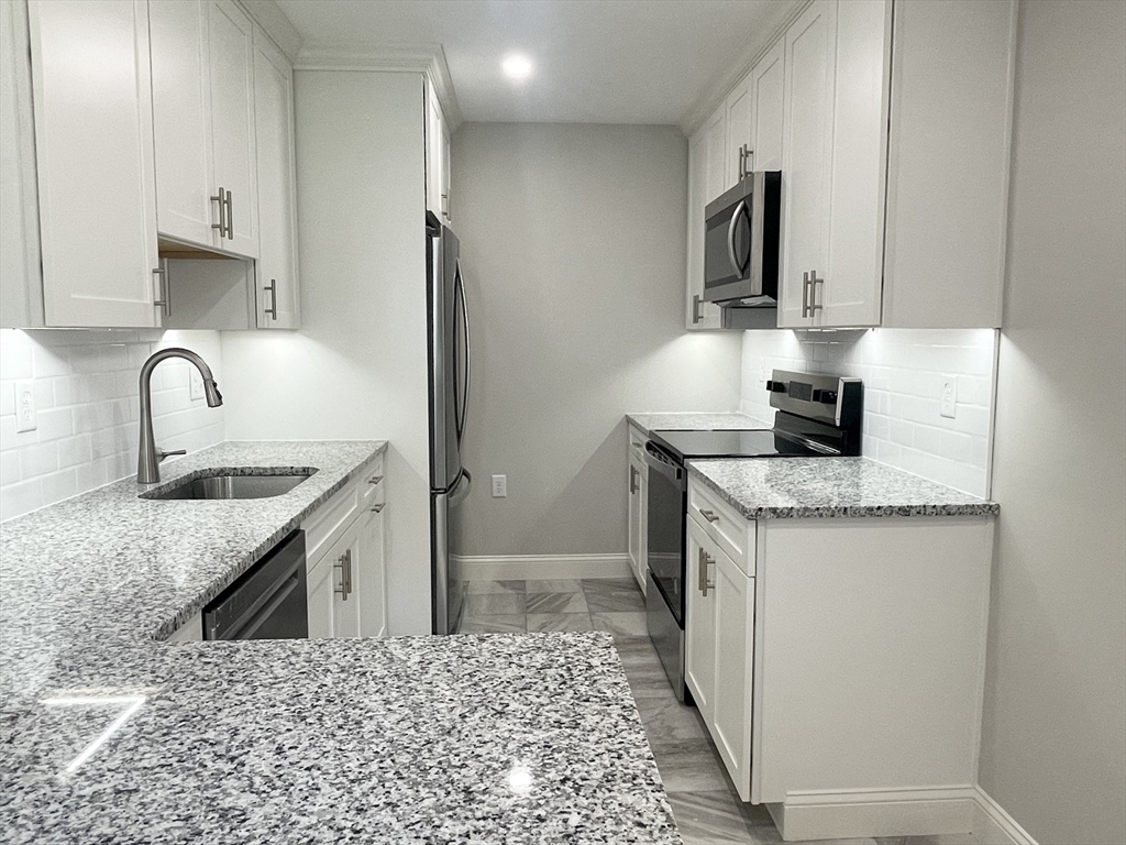 Property Photo: 17 Court St 1 MA 01801