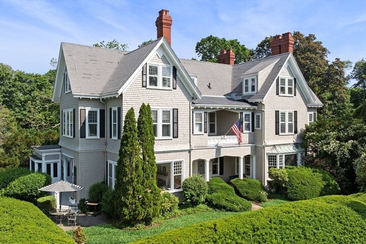 Property Photo:  51 Cliff Street  MA 01908 