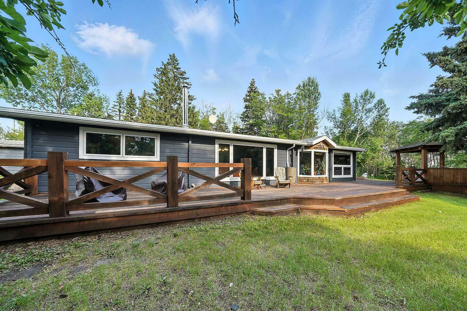 Property Photo:  26439 Township Road 382  AB T4E 1G7 