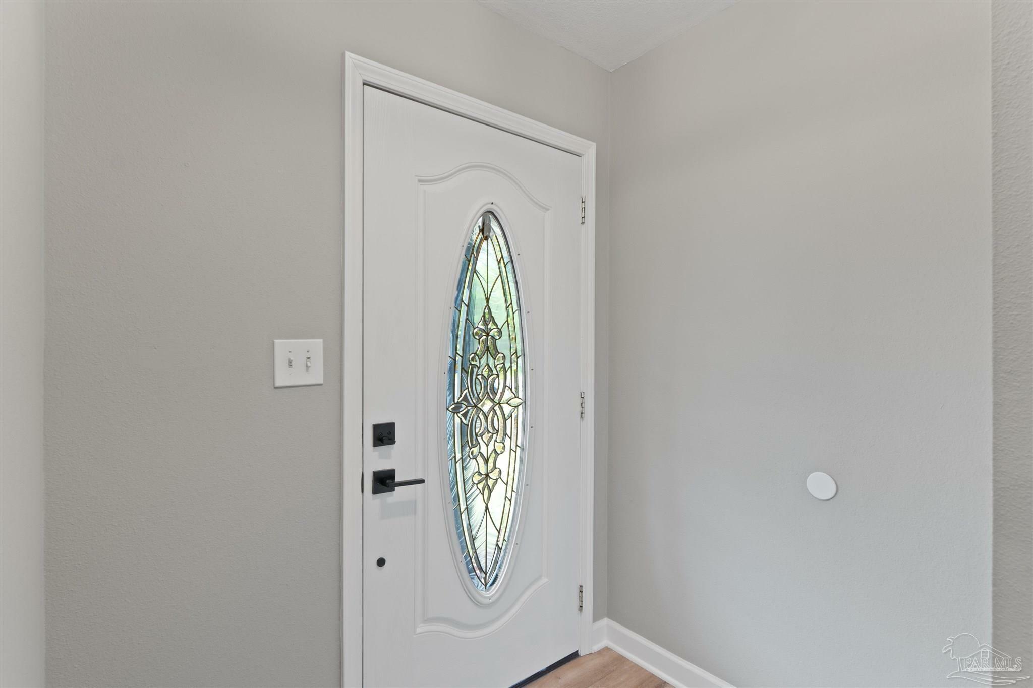 Property Photo: 5595 Leesway Blvd FL 32504