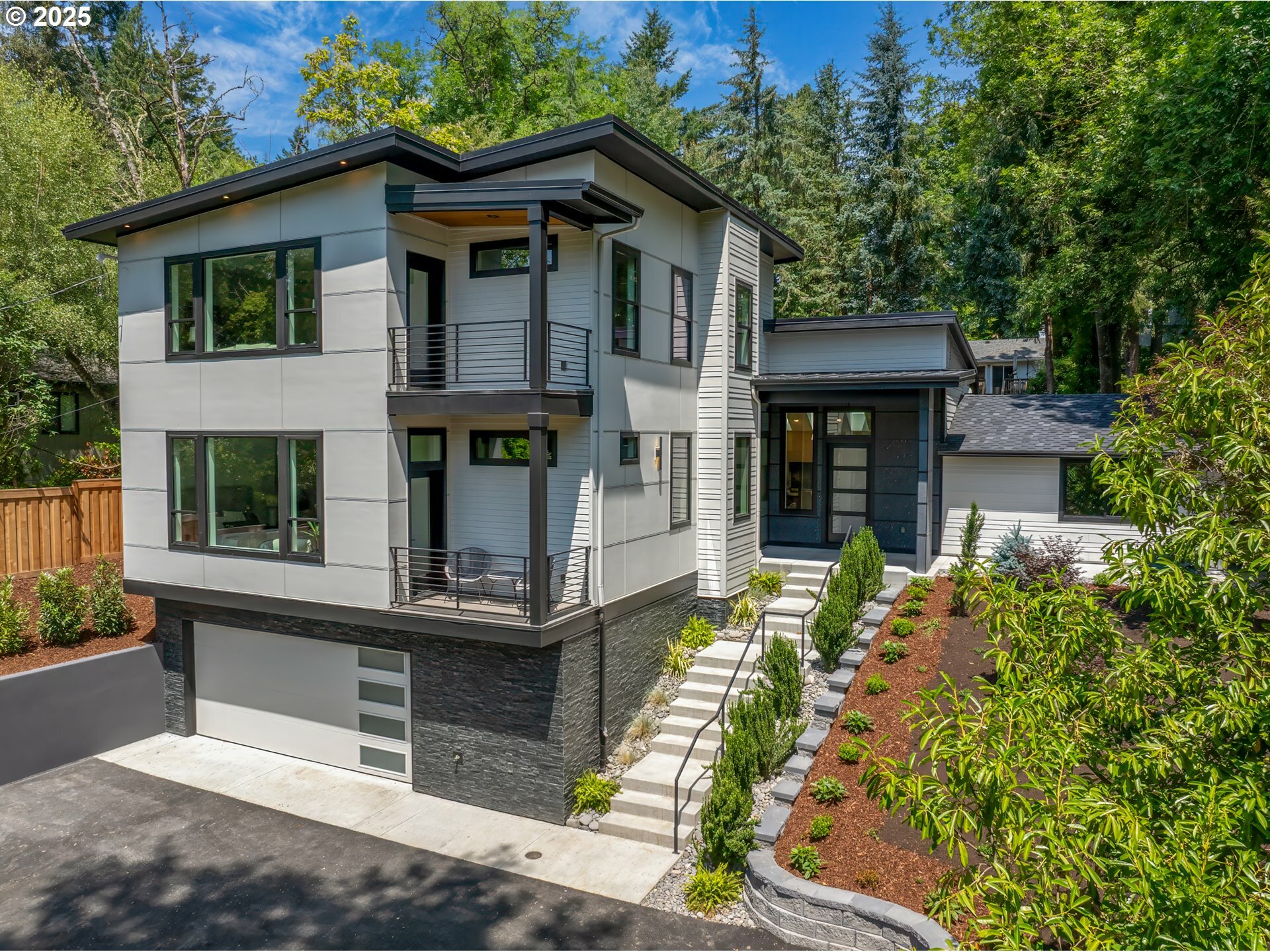 Property Photo:  15370 Twin Fir Rd  OR 97035 
