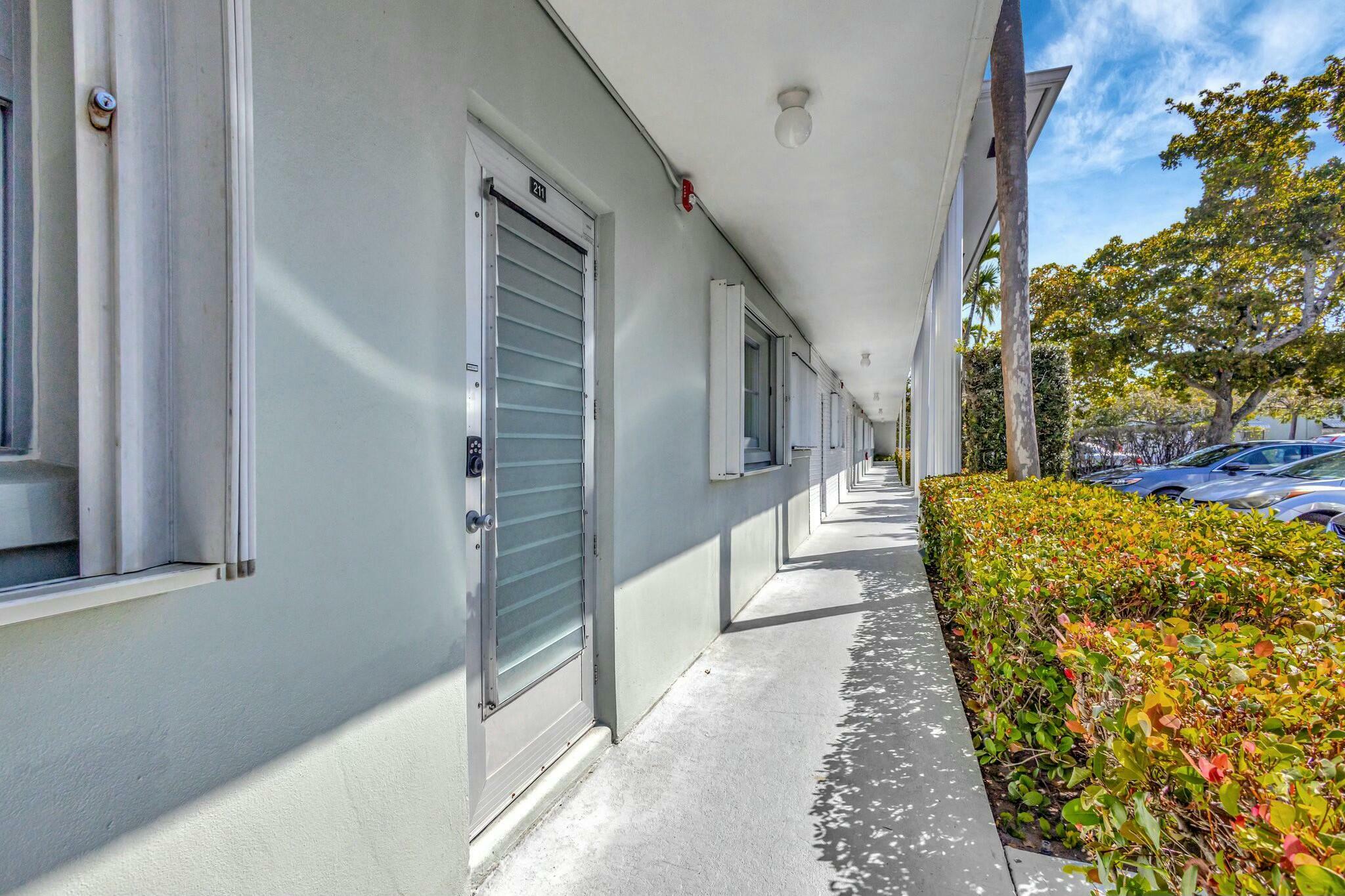 Property Photo: 2320 SW 22nd Avenue 211 FL 33445