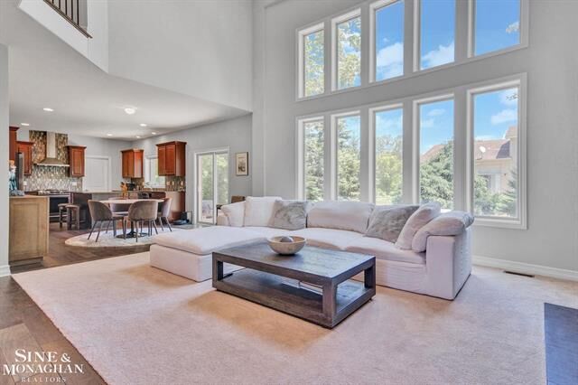 Property Photo:  3890 Macaw Drive  MI 48083 