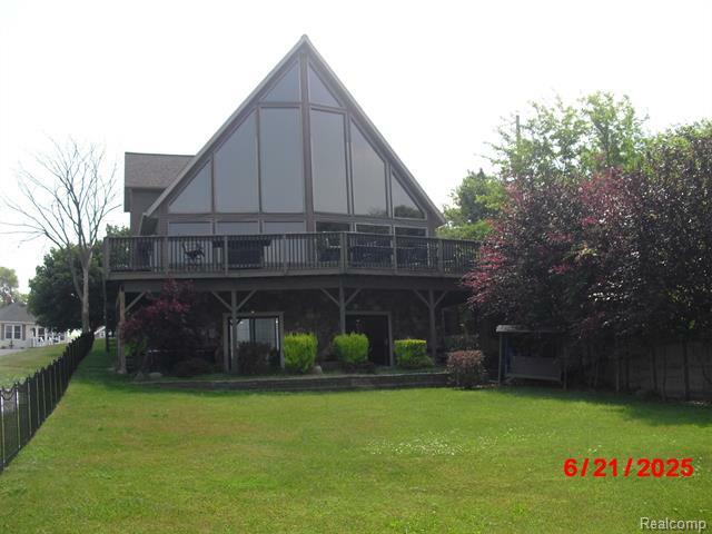 1907 Riverside Drive  Port Huron MI 48060 photo