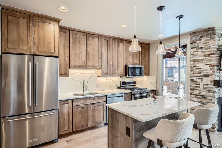 Property Photo:  1090 Blue River Parkway 204  CO 80498 