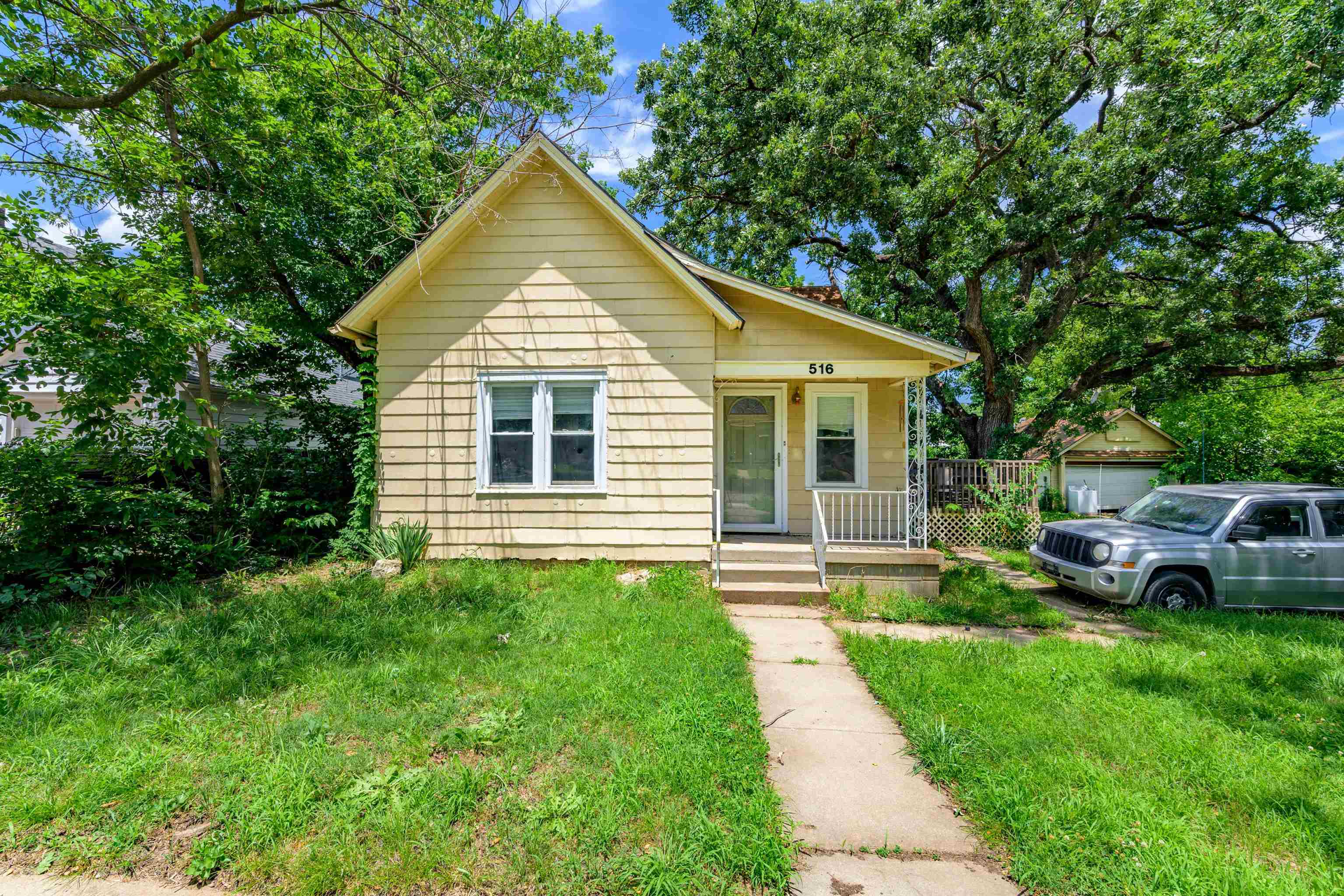Property Photo: 516 W Carr Ave KS 67042-2703