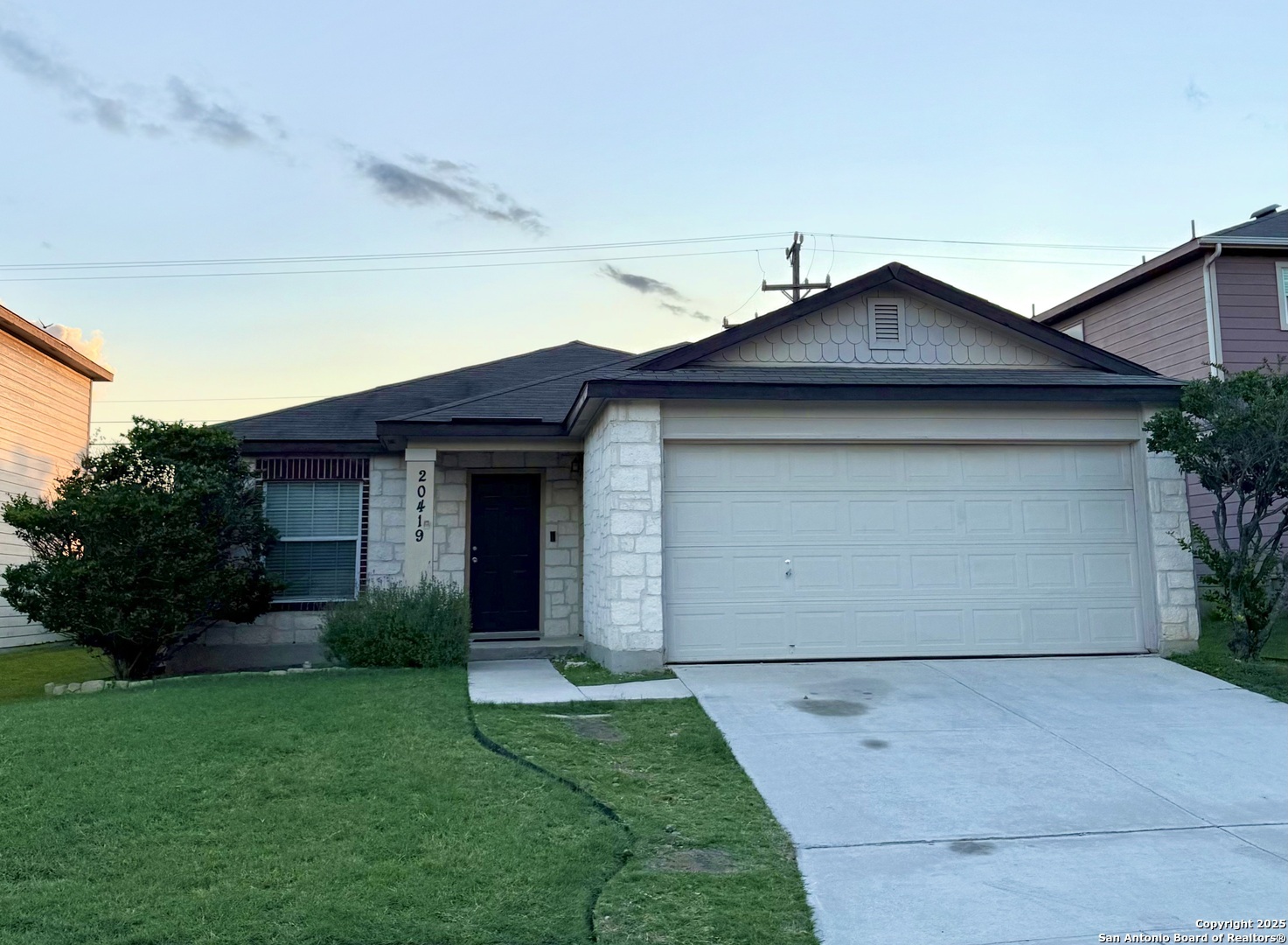 20419 Liatris  San Antonio TX 78259 photo
