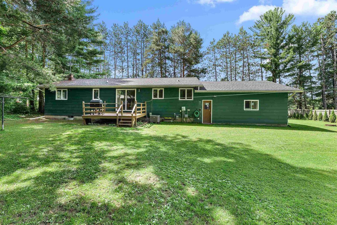 Property Photo: 2714 West Main Street WI 54452
