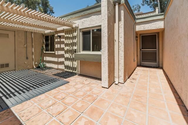 Property Photo:  10276 Caminito Covewood  CA 92131 