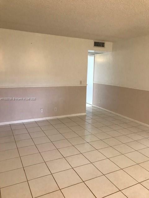 Property Photo: 251 SW 134th Way 204M FL 33027