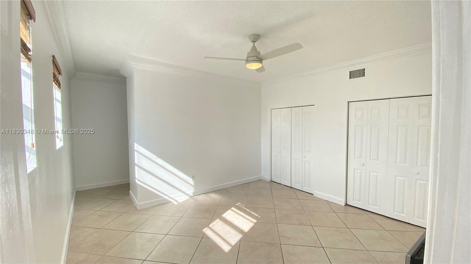 1559 Michigan Ave 305  Miami Beach FL 33139 photo