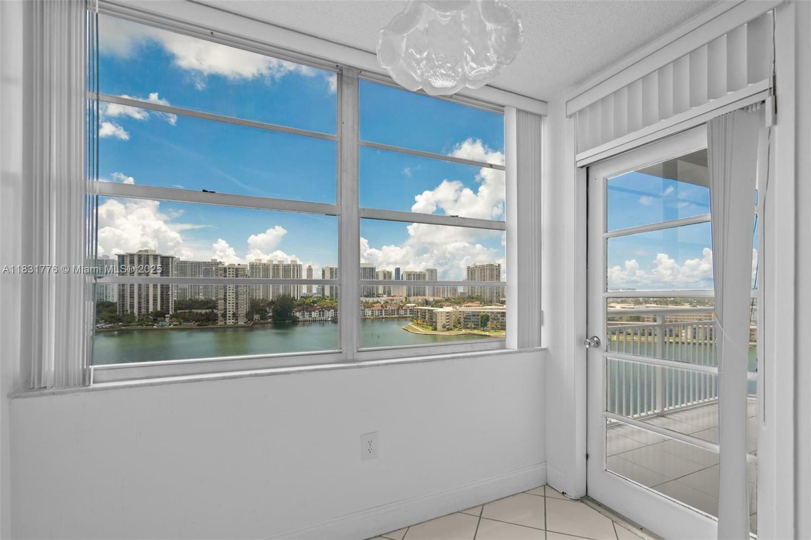 Property Photo: 18081 Biscayne Blvd 1205 FL 33160