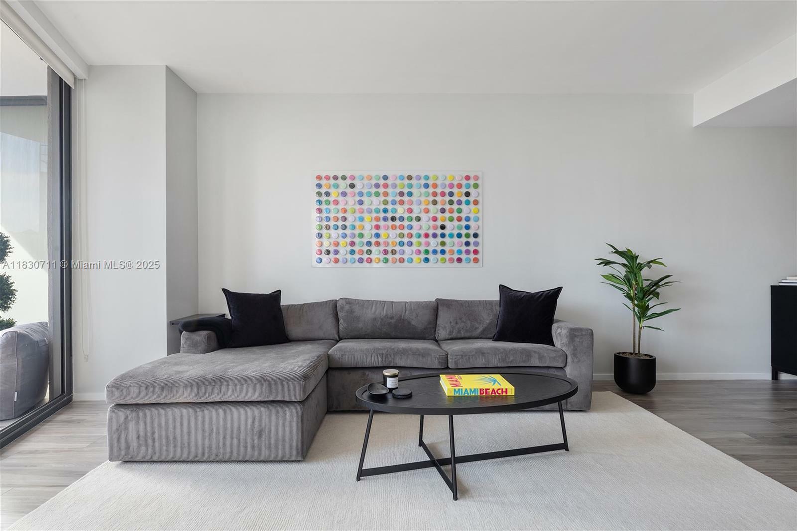 Property Photo:  801 S Miami Ave 1603  FL 33130 