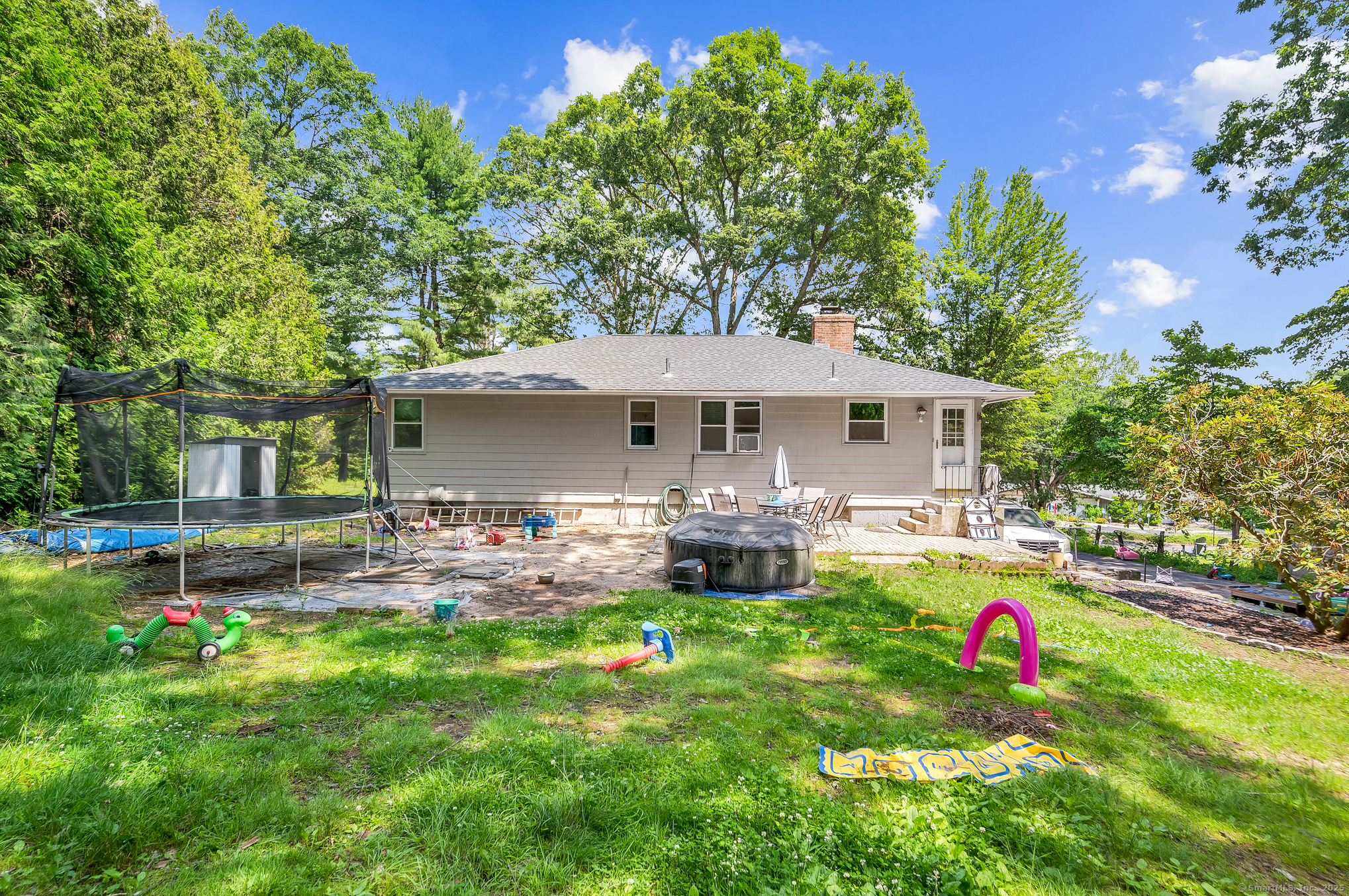 Property Photo: 162 Shrub Road CT 06010
