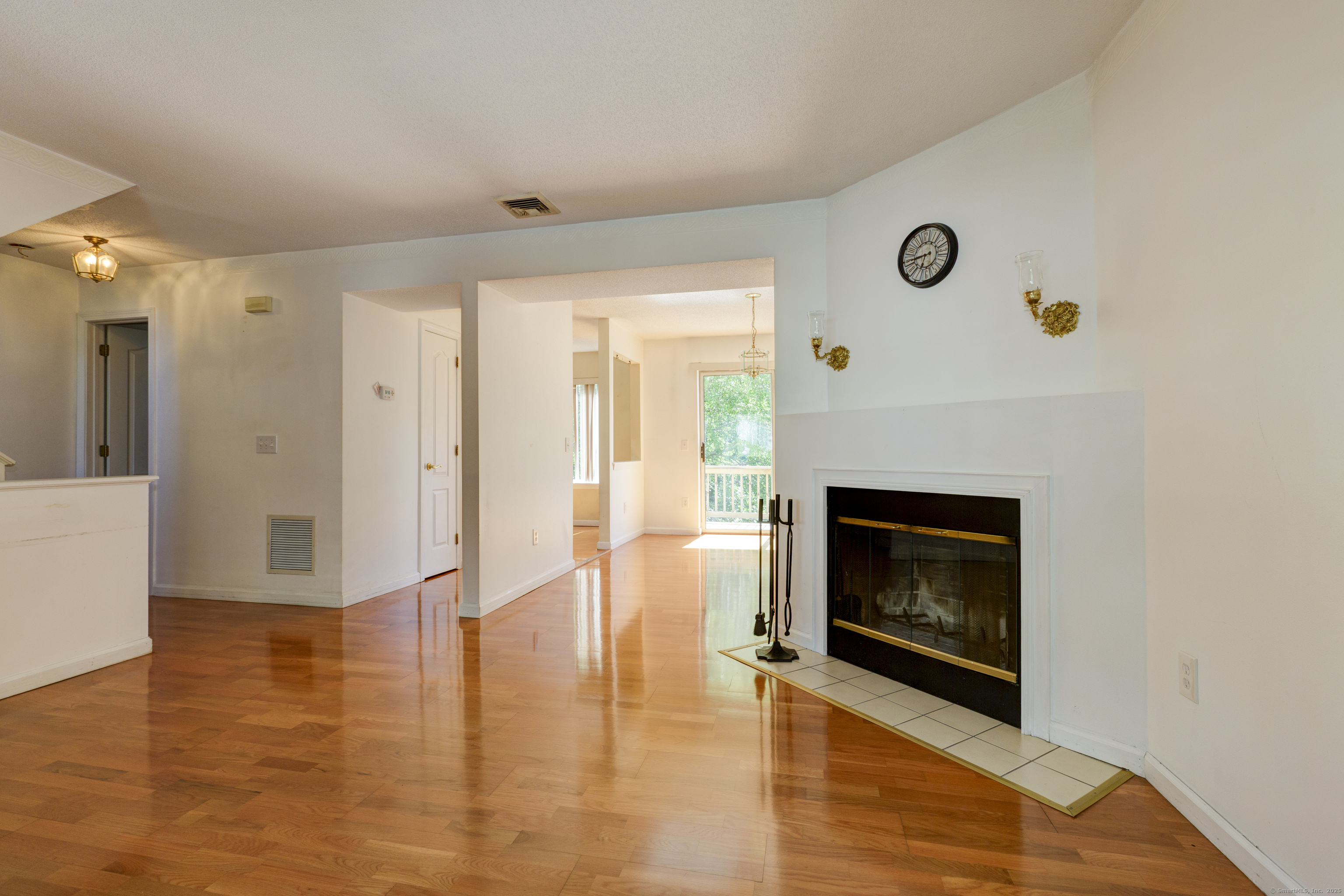 Property Photo:  68 Virginia Avenue 2  CT 06810 