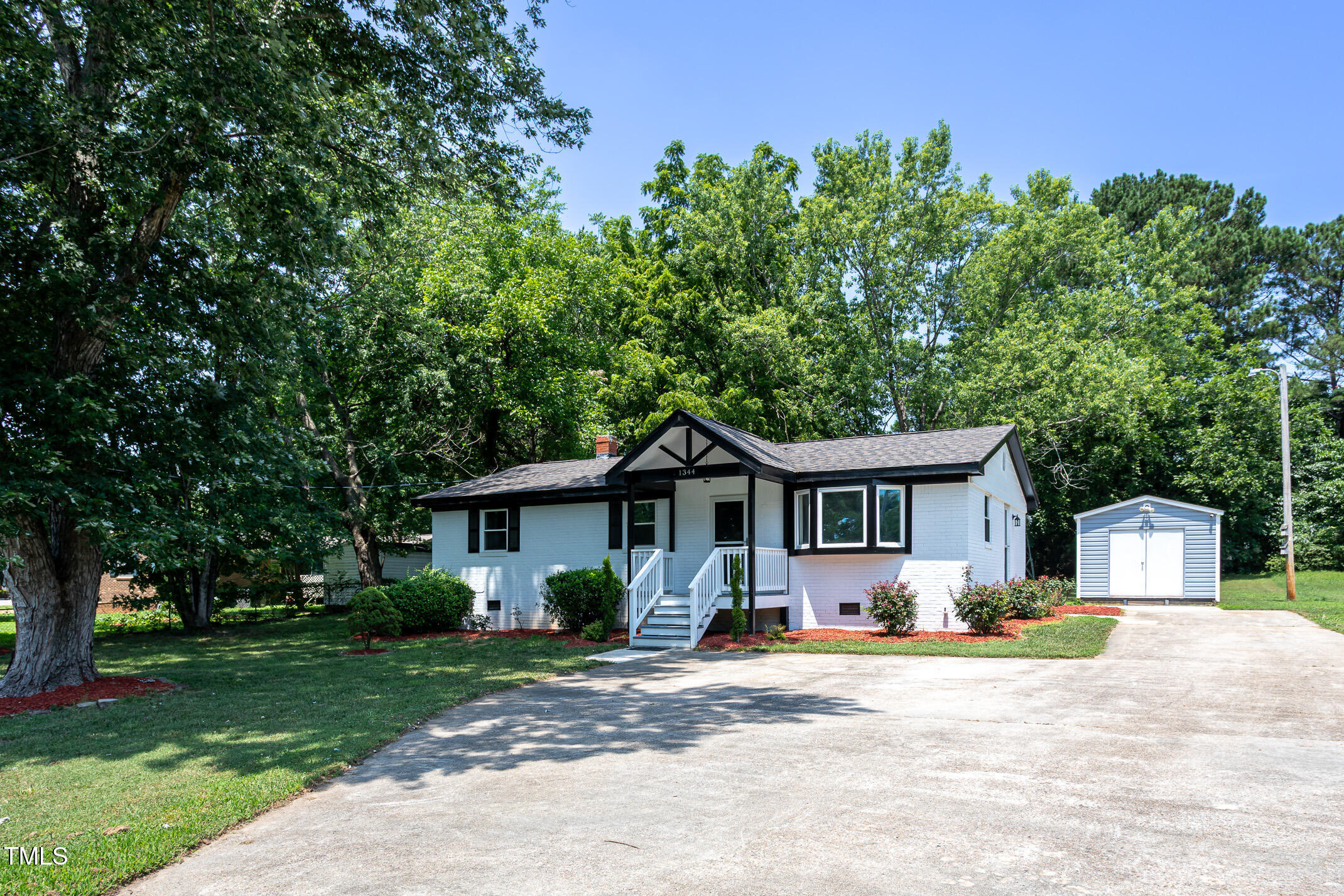 Property Photo: 1344 Highland Drive NC 27587