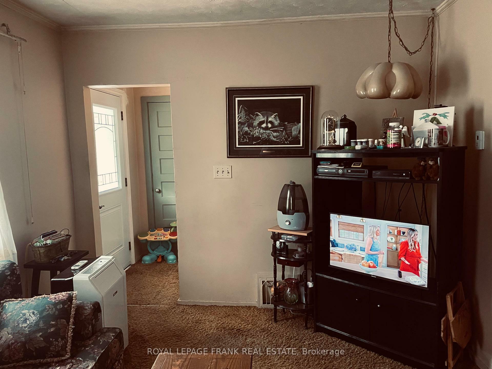 Property Photo: 541 McKellar Street ON K9J 1R1