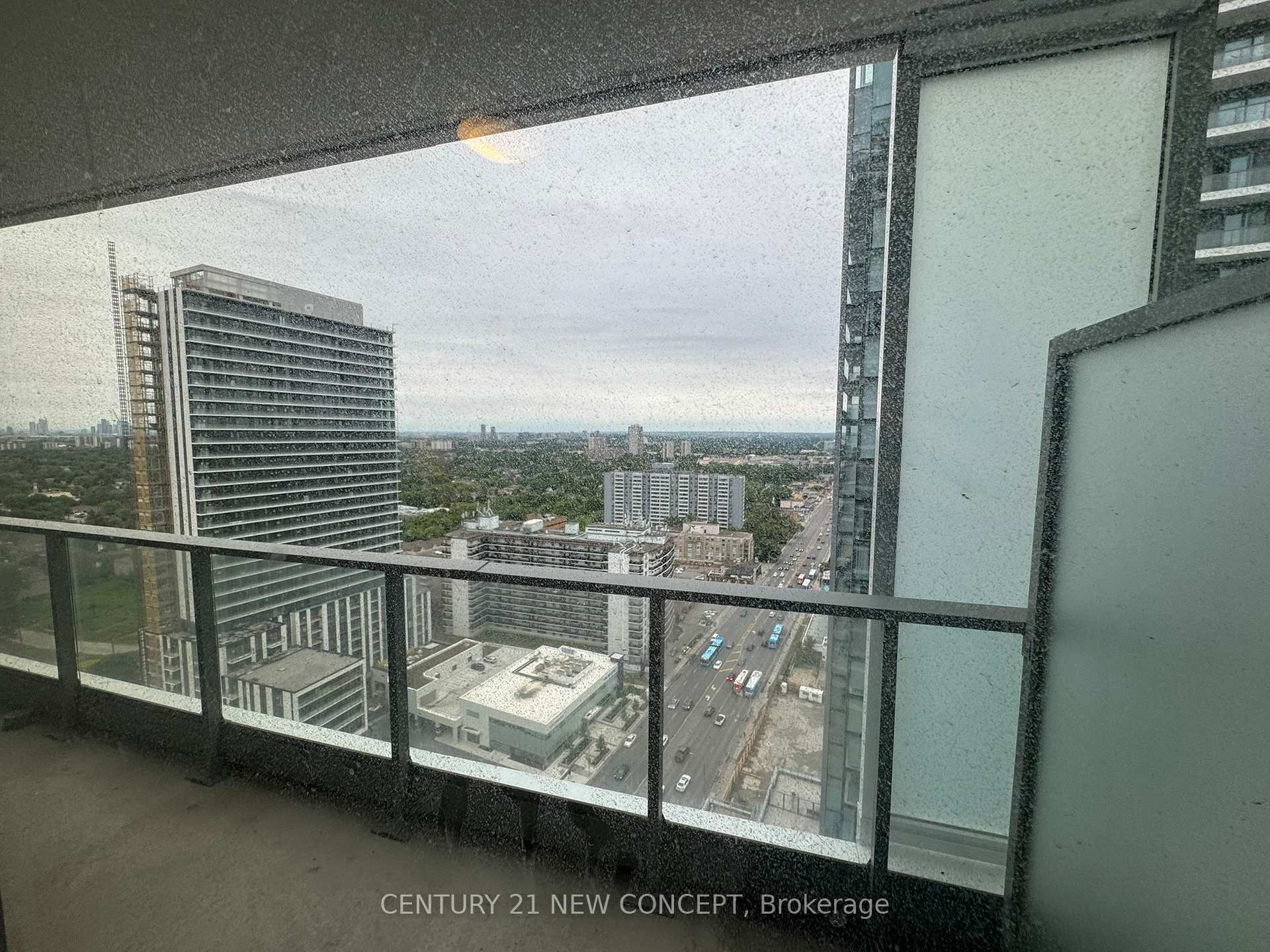 Property Photo:  8 Olympic Garden Drive S 2509  ON M2M 0B9 