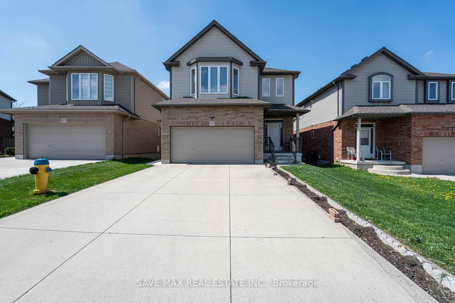 Property Photo: 315 Thornhill Place ON N2T 0A9