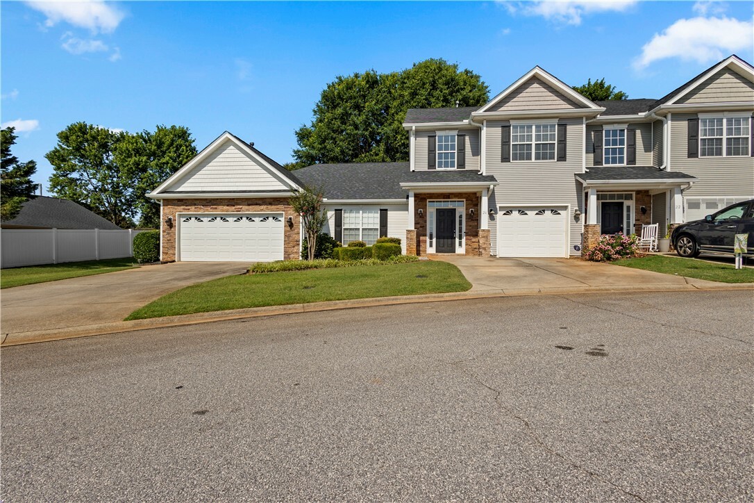 Property Photo: 24 Roselite Circle SC 29650