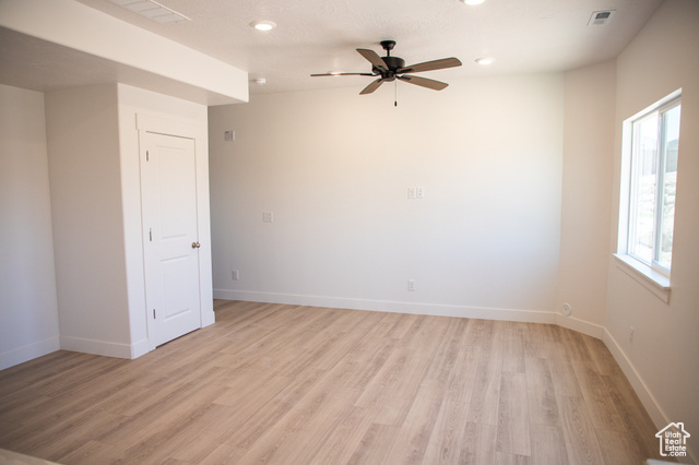 Property Photo:  1916 E 1350 N  UT 84660 