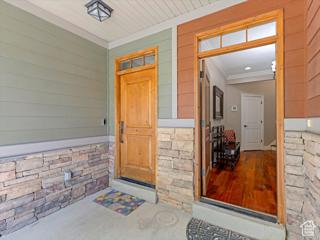 Property Photo: 4828 Brooks Way UT 84117