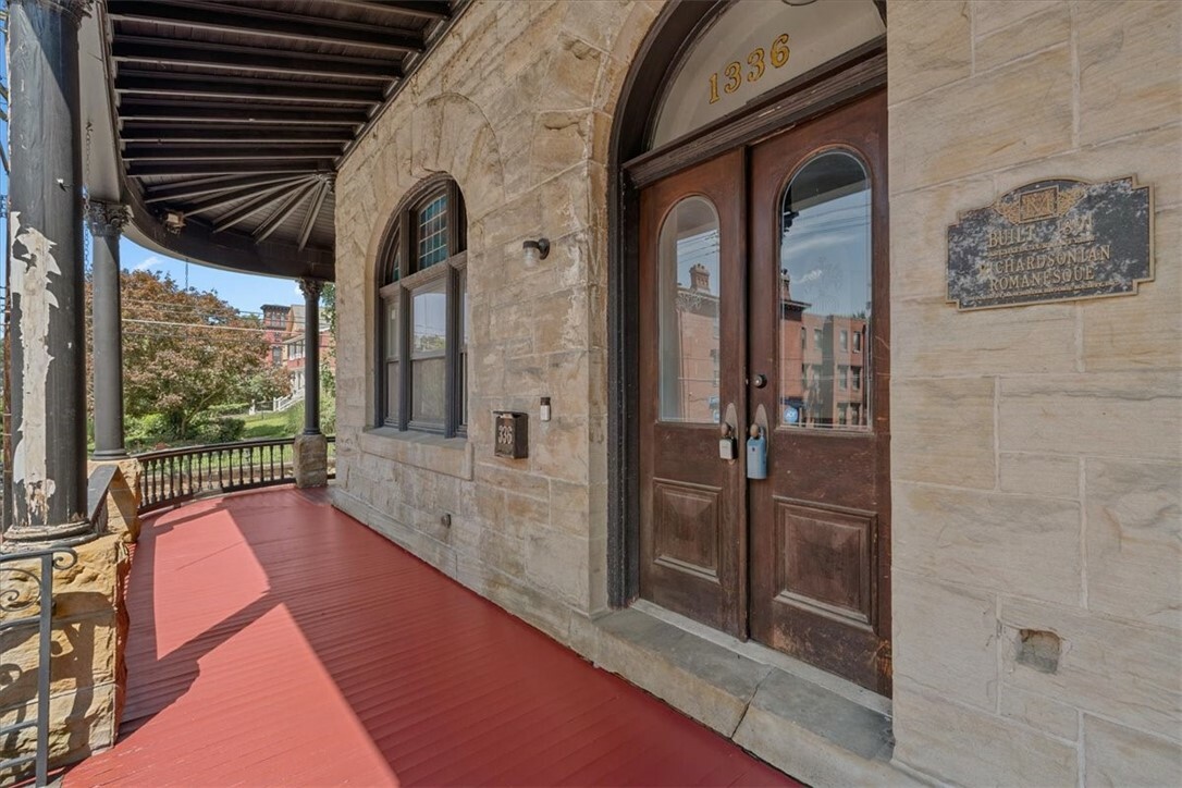 Property Photo: 1336 Pennsylvania Ave PA 15233