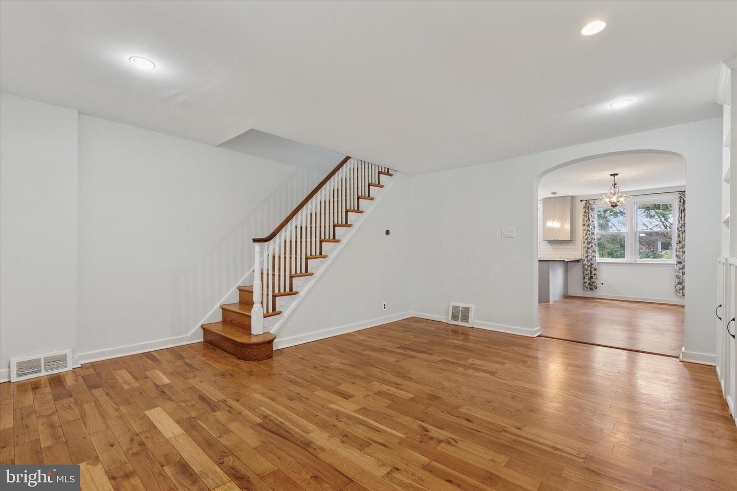 Property Photo:  354 Dawson Street  PA 19128 