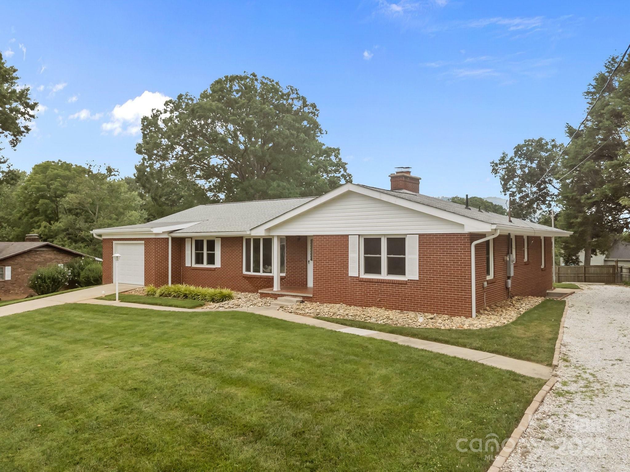 Property Photo:  49 Greenwood Road  NC 28803 