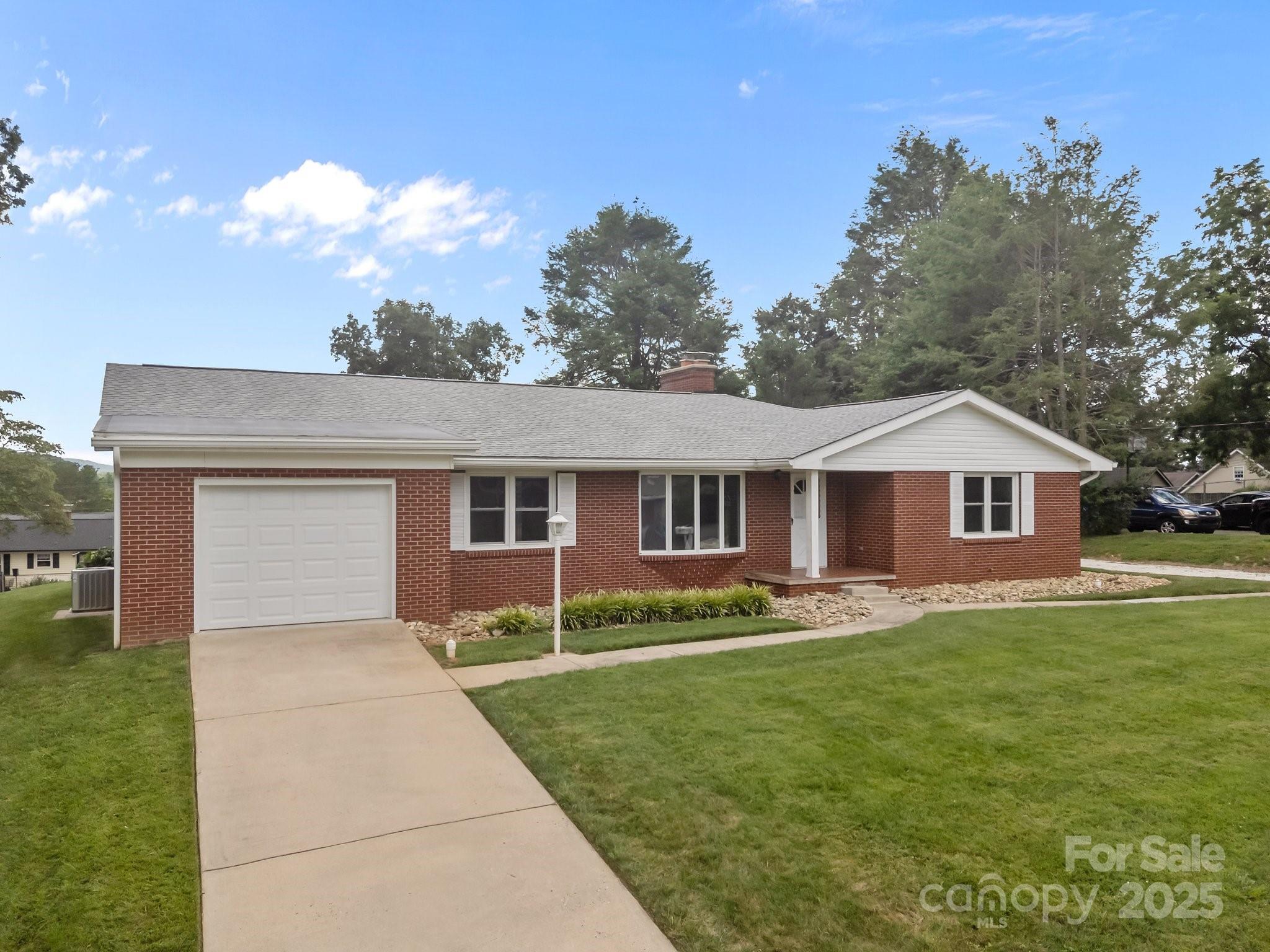 Property Photo: 49 Greenwood Road NC 28803