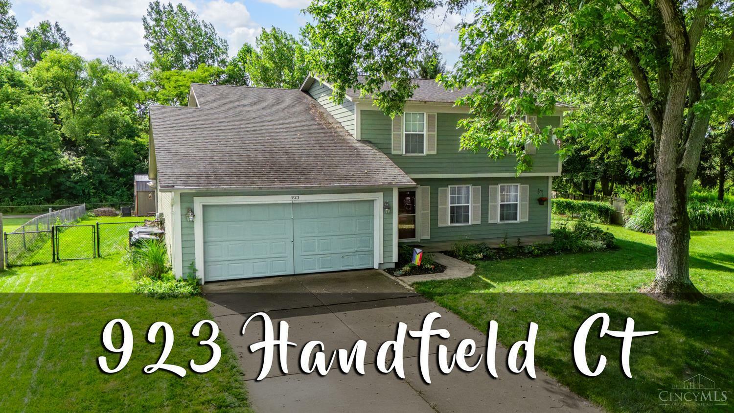 Property Photo: 923 Handfield Court OH 45324