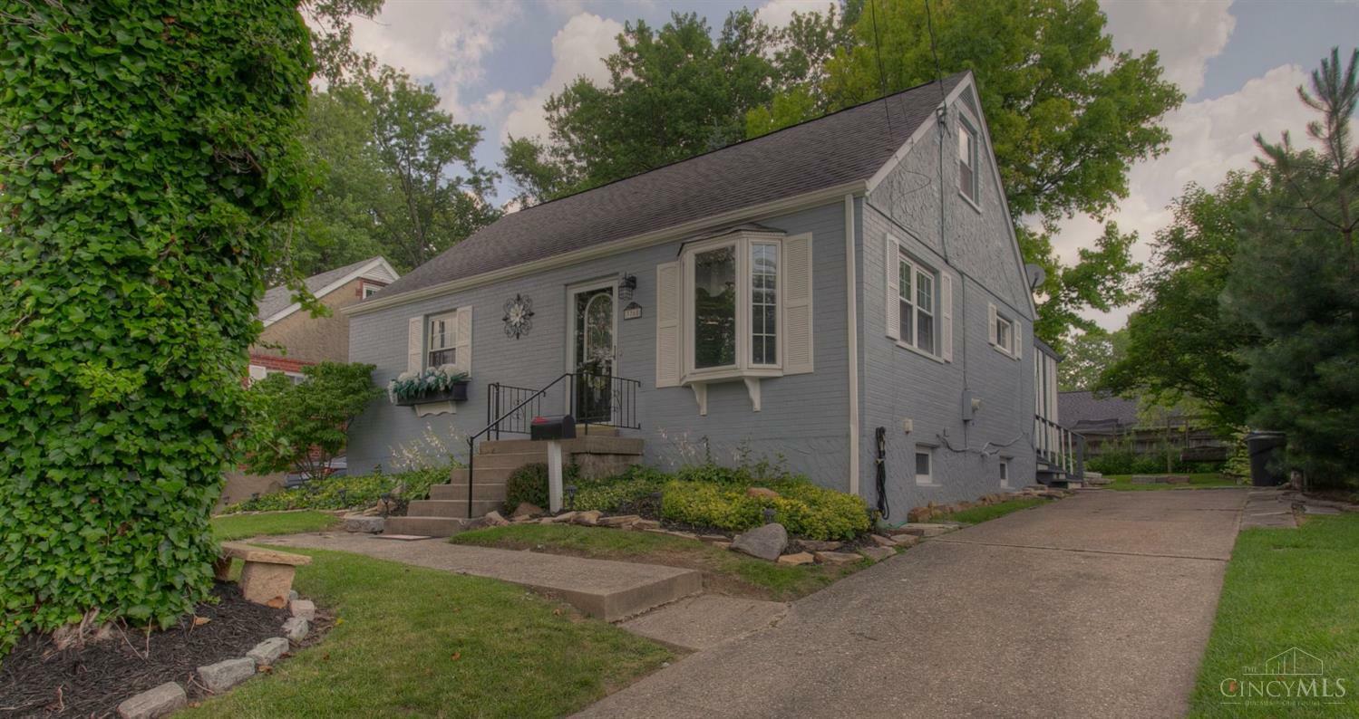 Property Photo: 3768 Nightingale Drive OH 45227