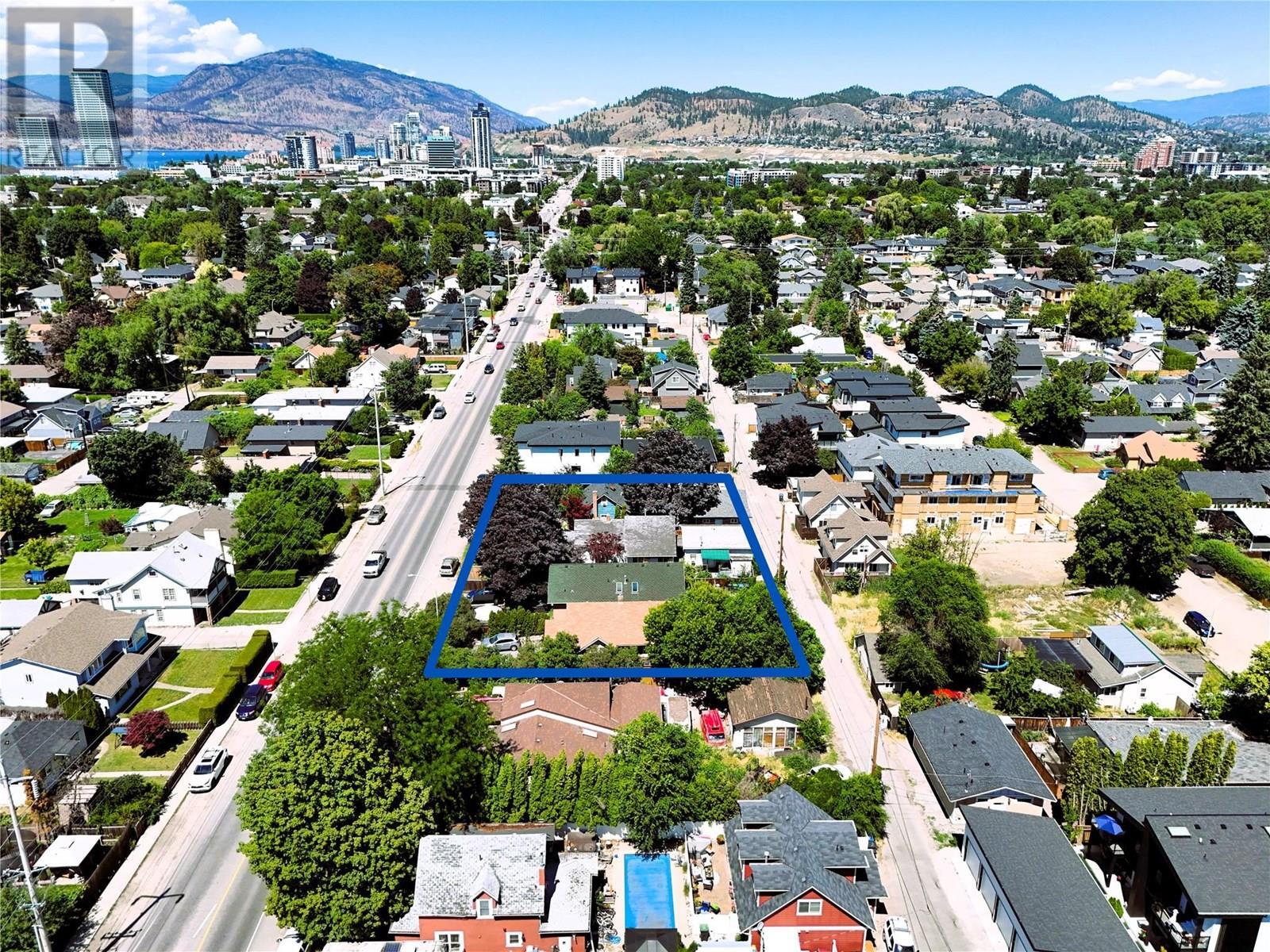 Photo de la propriété: 2253 Richter Street BC V1Y 2N9