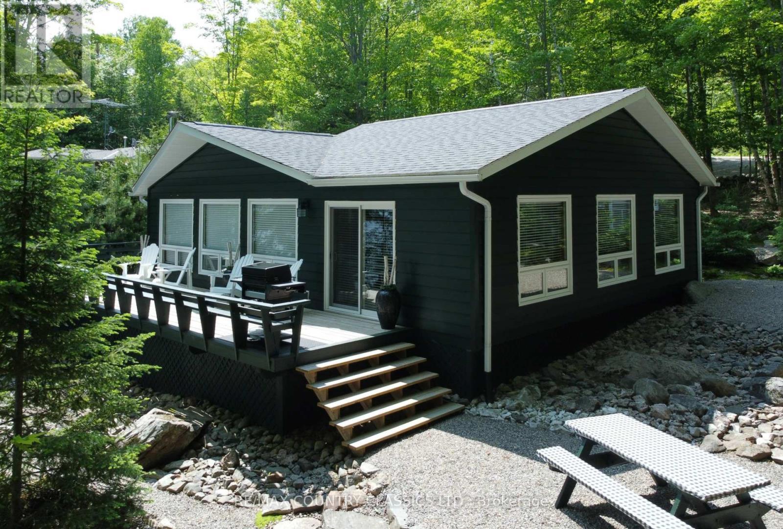 Property Photo:  224 Wiltom Drive  ON K0J 1B0 