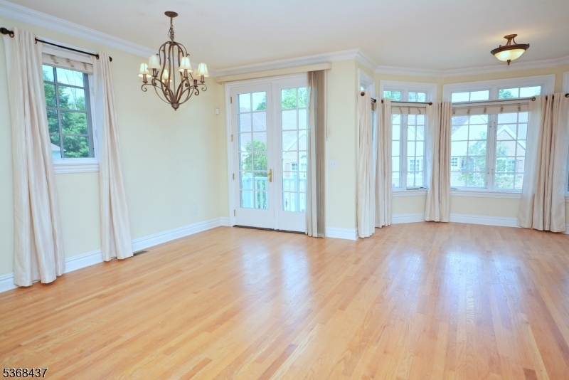 Property Photo:  35 Schmidt Circle  NJ 07069 