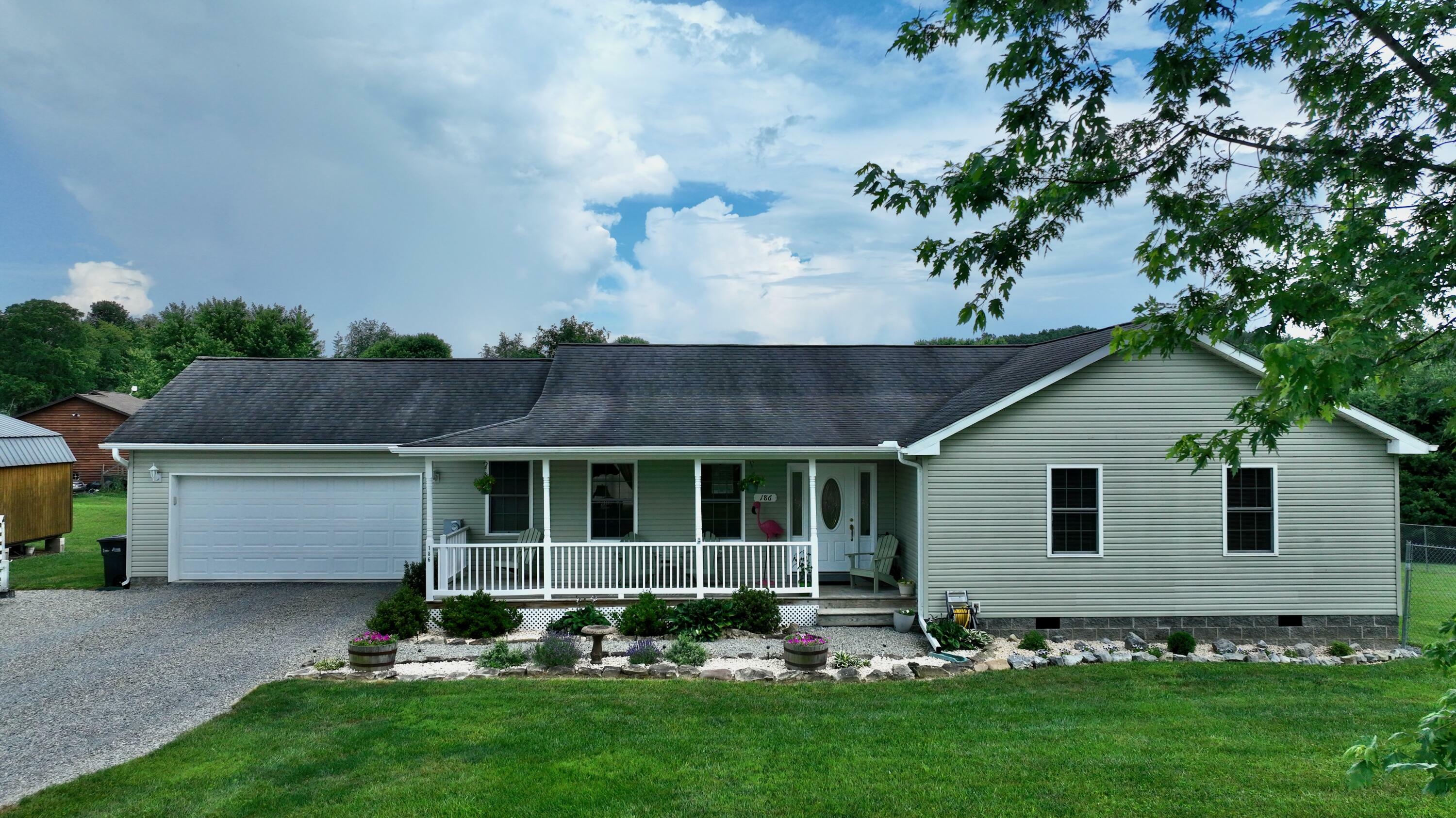 Property Photo:  186 Aidan Ln  WV 24901 