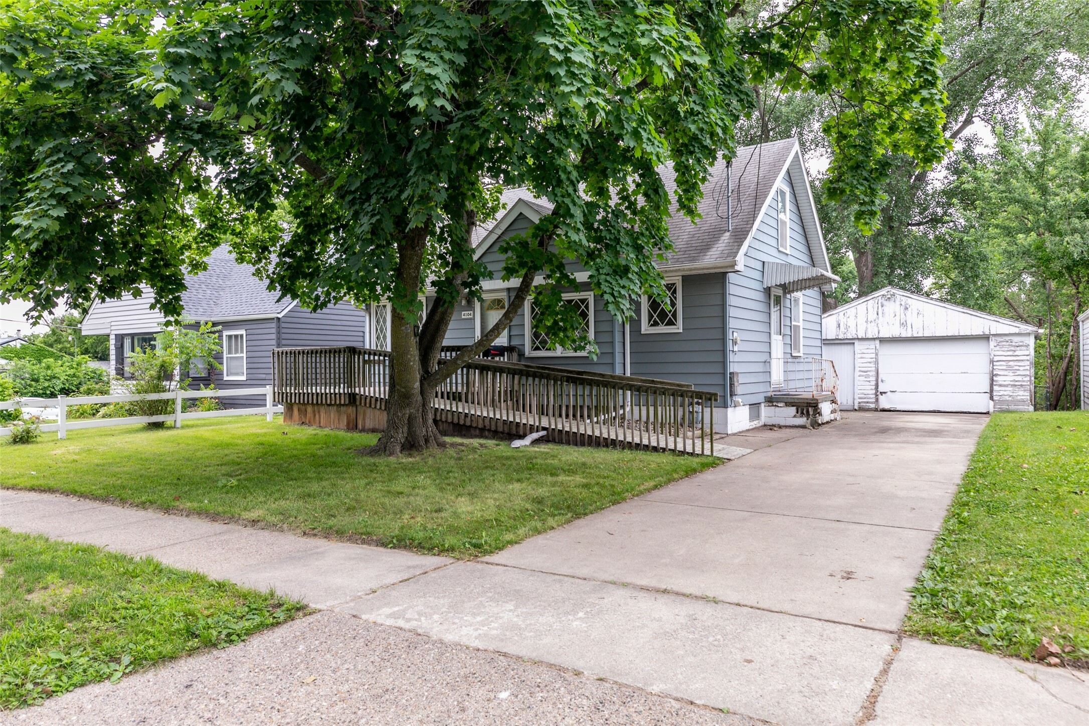 4104 14th Street  Des Moines IA 50313 photo