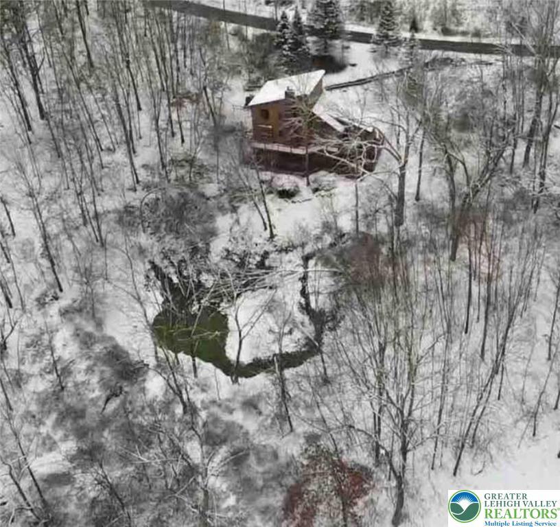 Property Photo: 251 Brentwood PA 18324