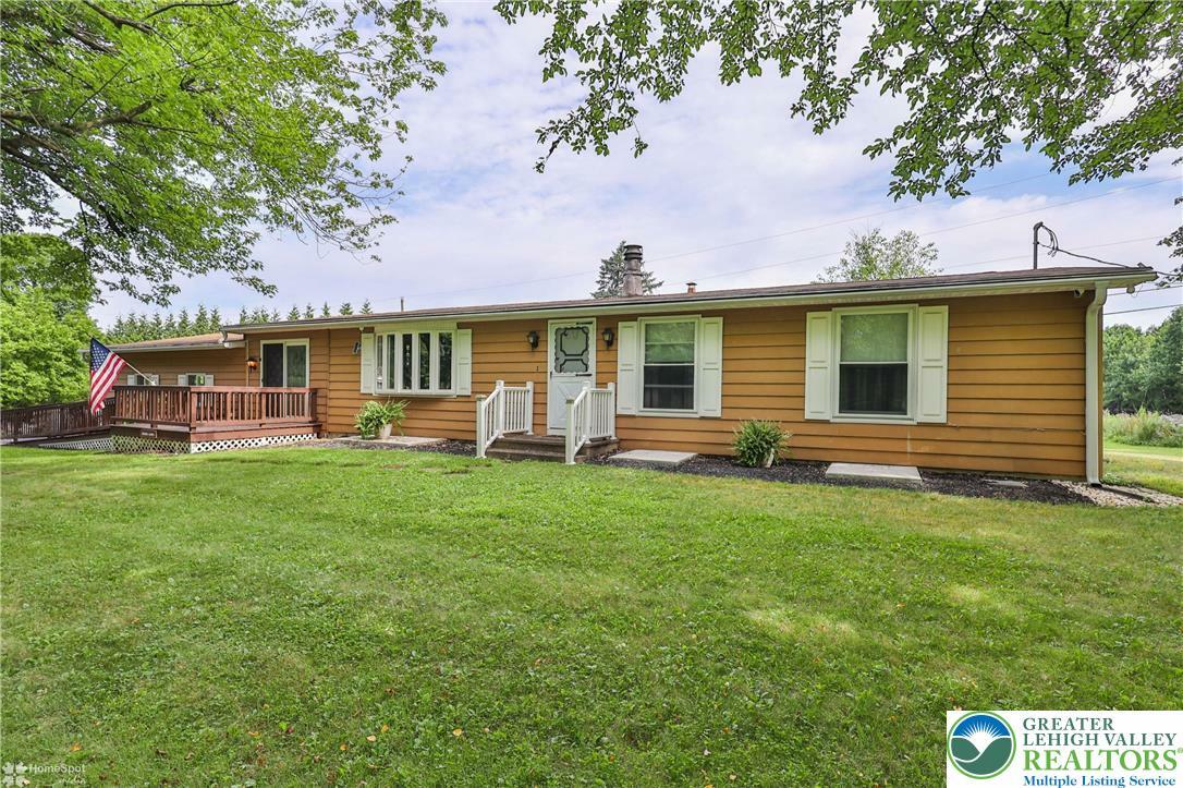 Property Photo: 2480 Schlegel Road PA 18014