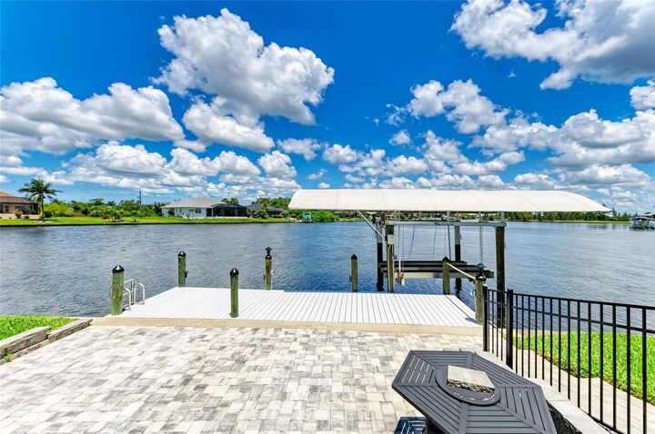 Property Photo: 15498 Seafoam Circle FL 33981