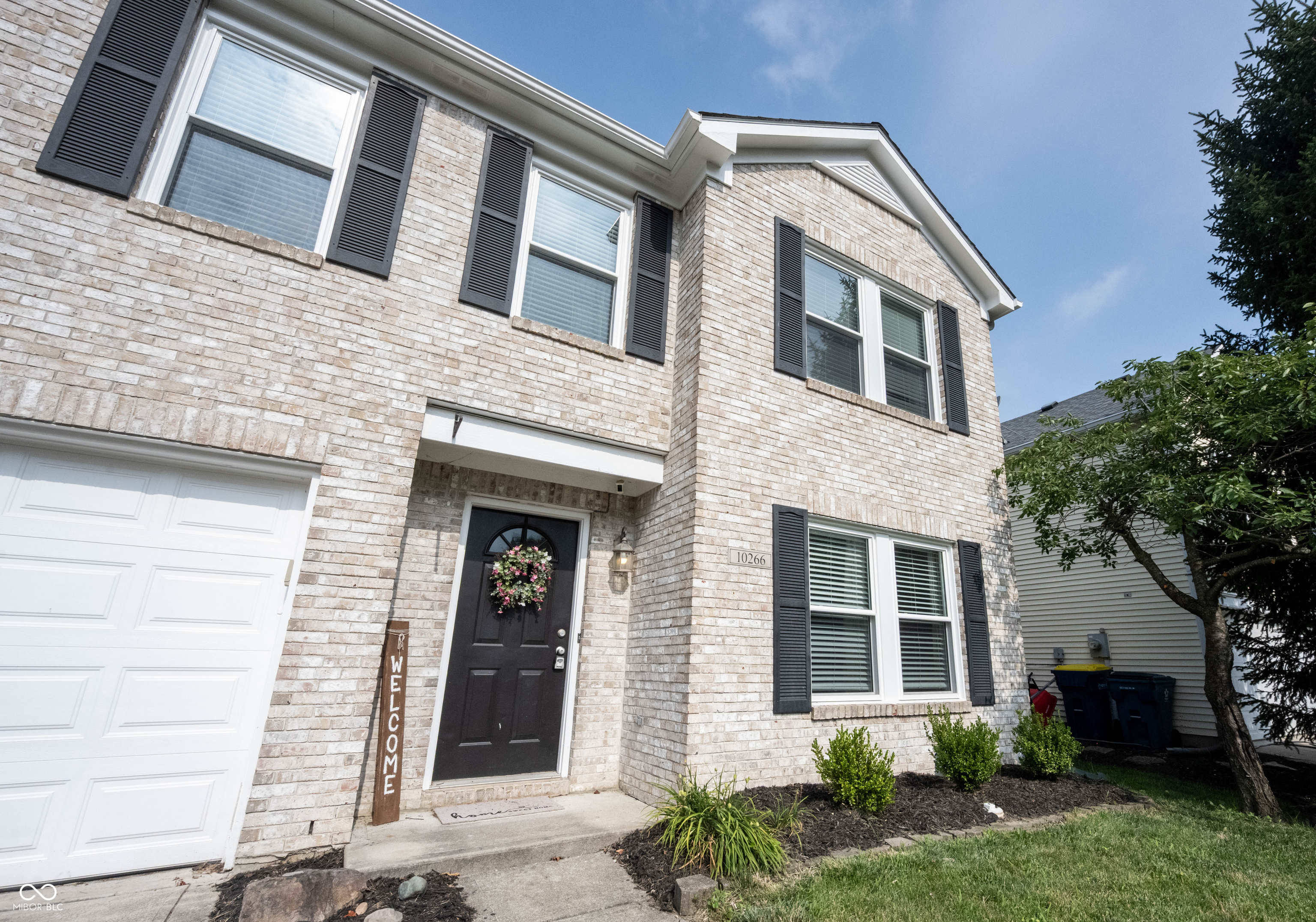 Property Photo:  10266 Hatherley Way  IN 46037 
