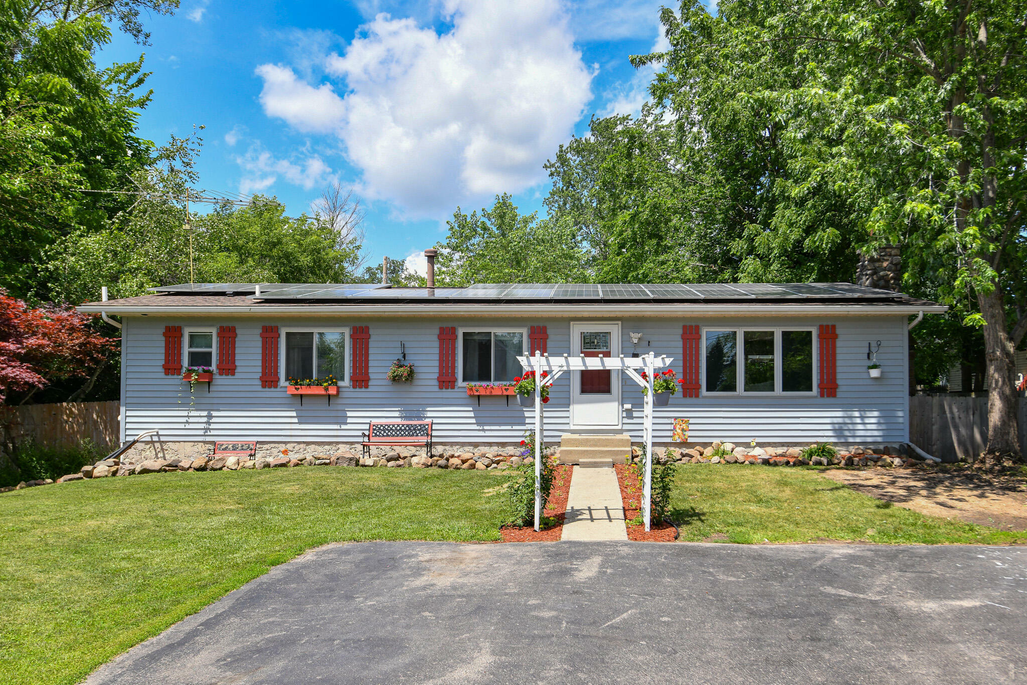 26716 110th St  Salem Lakes WI 53179 photo