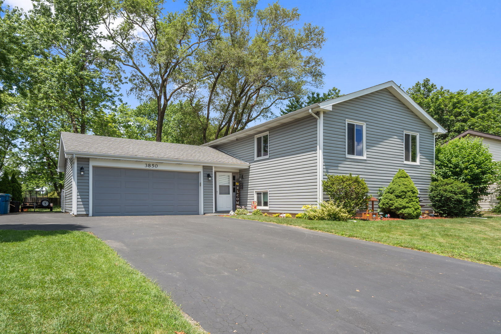 3850 Seaview Drive  Hanover Park IL 60133 photo